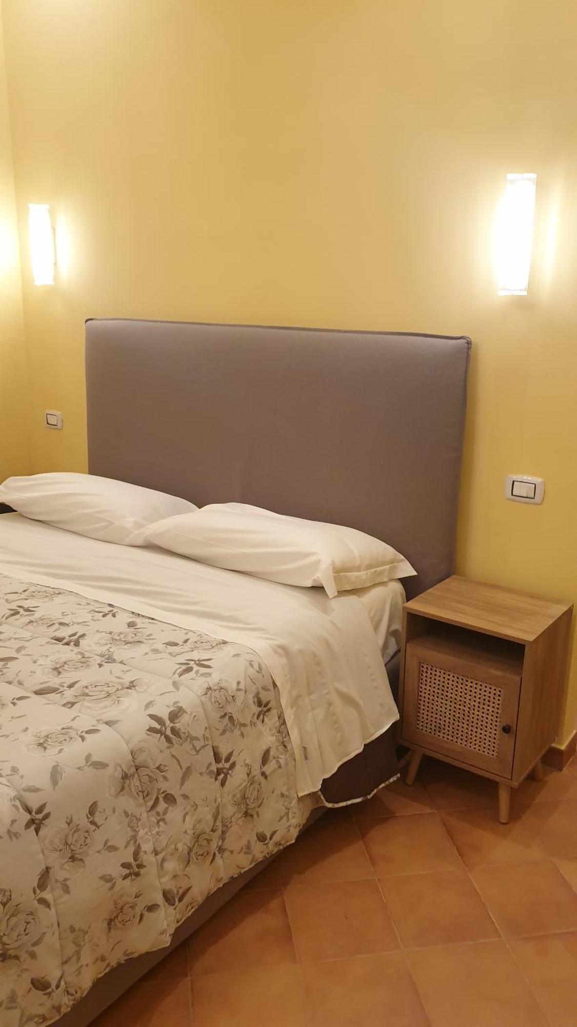 Bed and Breakfast Dimora Del Campo Charming House Salerno Zimmer foto